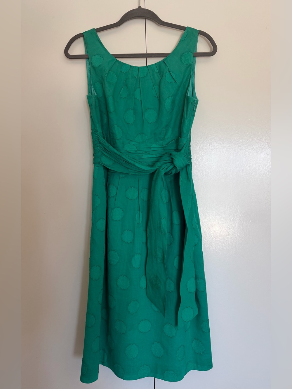 Evan Picone Green Sleeveless Tie-Waist Fully Lined Midi Dress